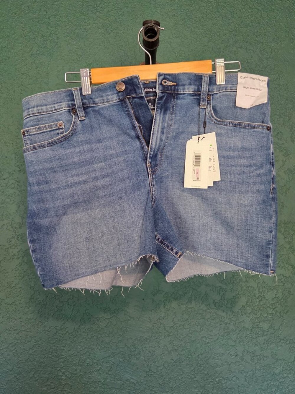 Calvin Klein Jeans High Rise Frayed Cutoff Denim Shorts Medium Wash NWT